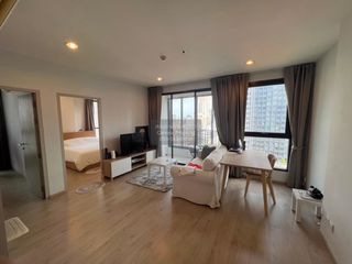For rent 2 bedrooms condo in Ratchathewi, Bangkok