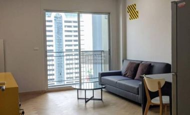 Condo en alquiler de 1 habitaciones en Khlong San, Bangkok