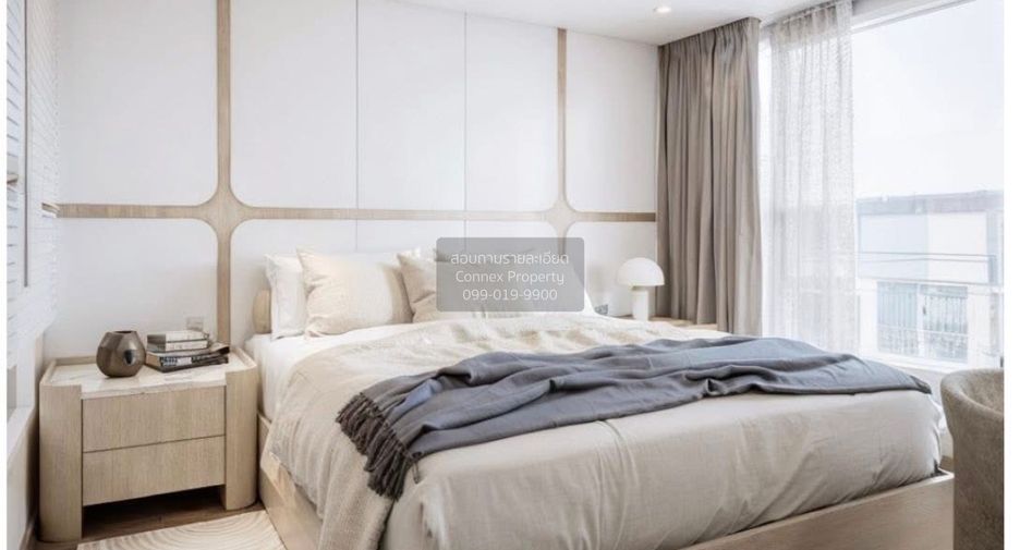 For rent 2 bedrooms condo in Bang Rak, Bangkok