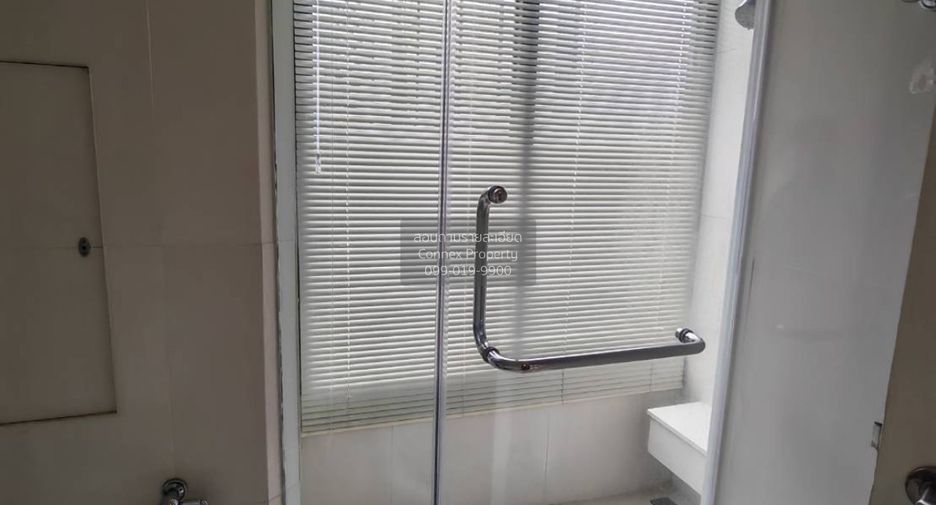 For rent 2 bedrooms condo in Sathon, Bangkok