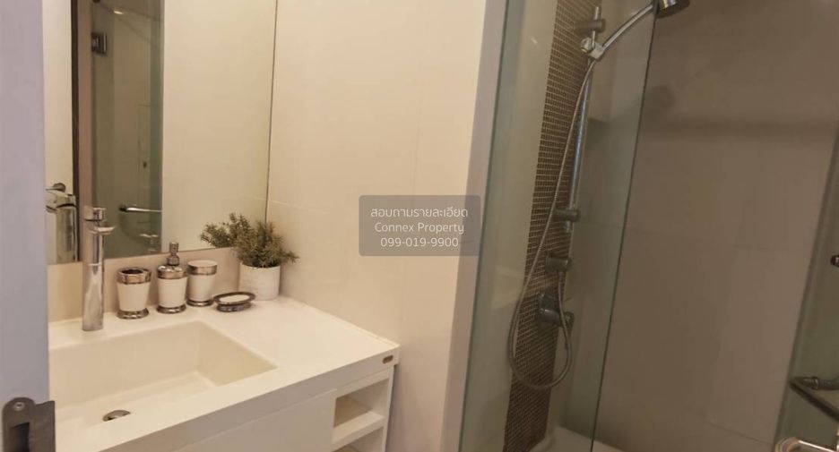 For rent 2 bedrooms condo in Sathon, Bangkok