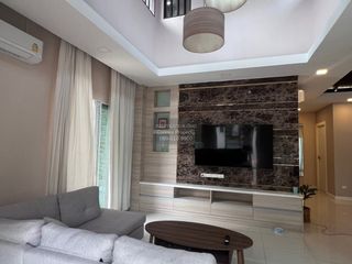 À louer 3 chambres maison à Bang Lamung, Chonburi