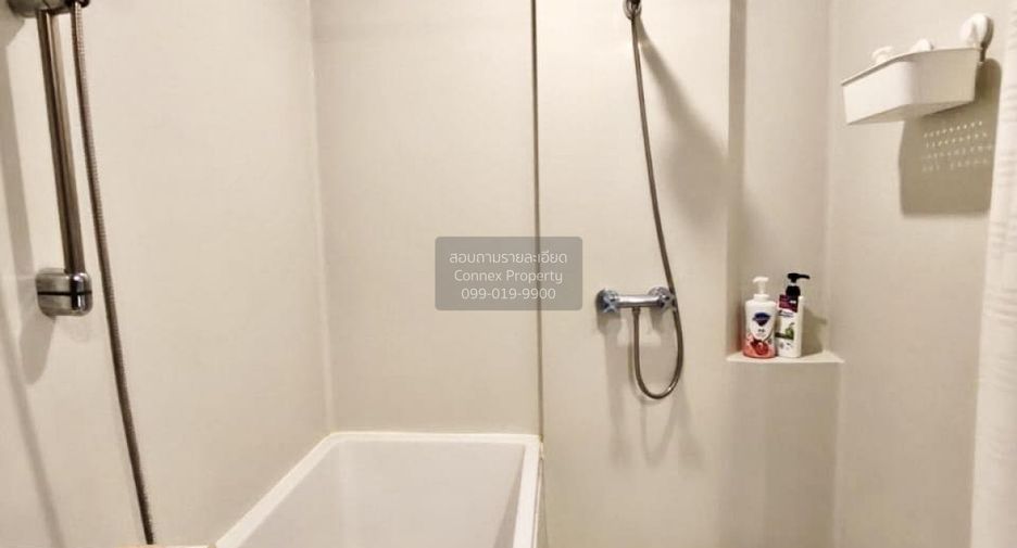 For rent 2 bedrooms condo in Sathon, Bangkok