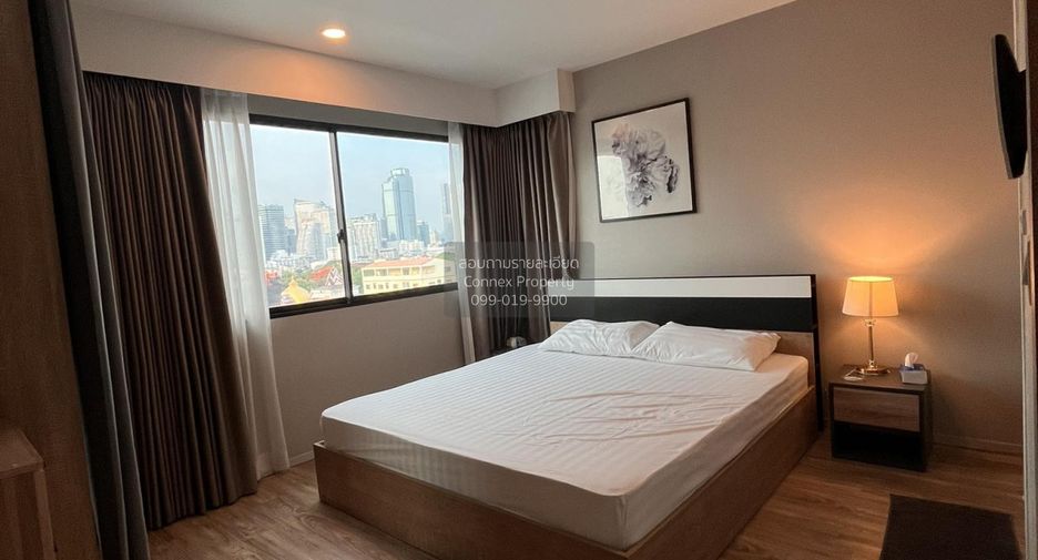 For rent 2 bedrooms condo in Sathon, Bangkok