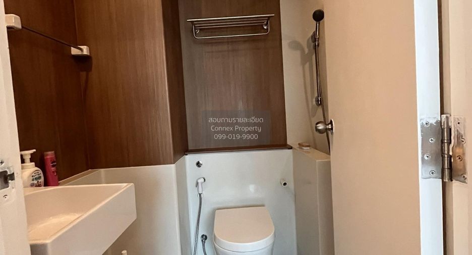 For rent 2 bedrooms condo in Sathon, Bangkok