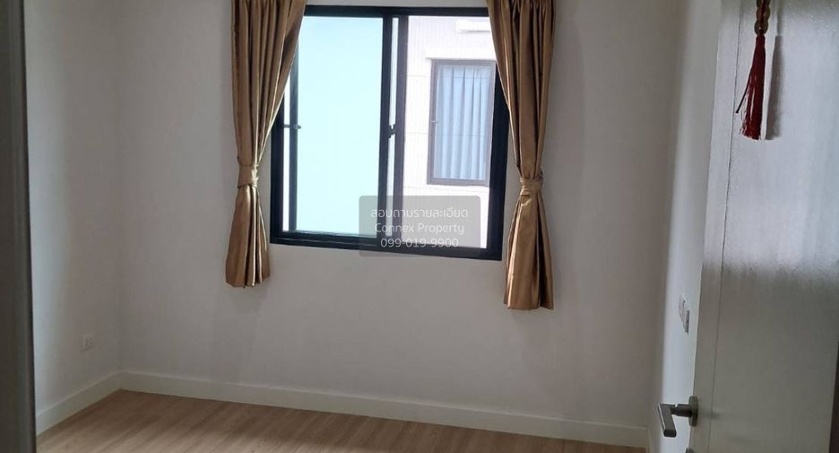 For rent 3 bedrooms townhouse in Sam Phran, Nakhon Pathom