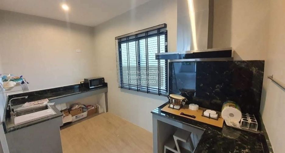 For rent 3 ベッドルーム townhouse in Bang Kruai, Nonthaburi
