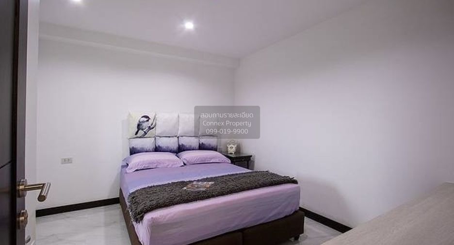 For rent 3 bedrooms apartment in Bang Na, Bangkok