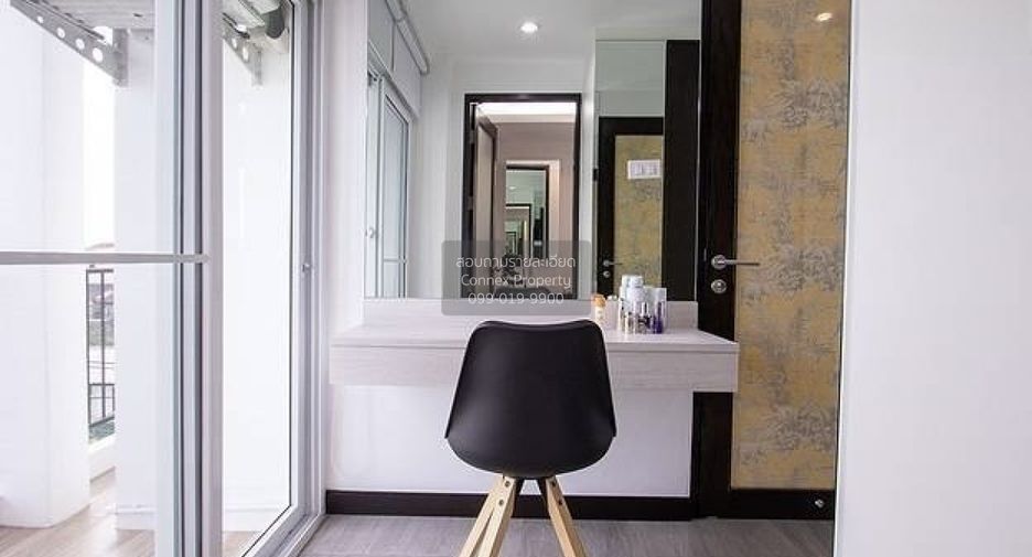 For rent 3 bedrooms apartment in Bang Na, Bangkok