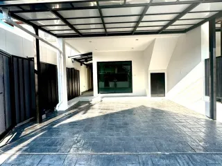 出租 6 卧室 独立屋 在 Wang Thong Lang, 曼谷