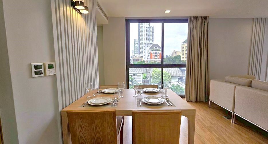 For rent 2 bedrooms condo in Watthana, Bangkok