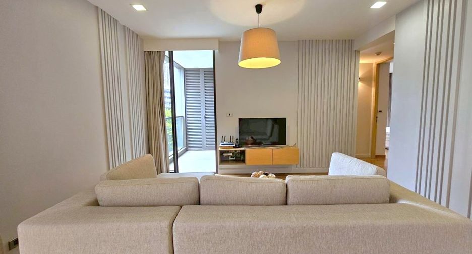 For rent 2 bedrooms condo in Watthana, Bangkok