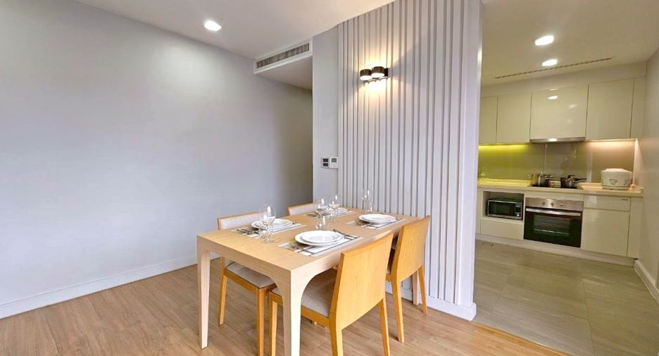 For rent 2 bedrooms condo in Watthana, Bangkok