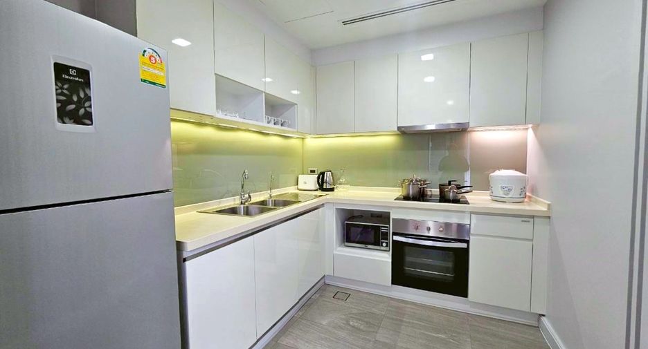 For rent 2 bedrooms condo in Watthana, Bangkok
