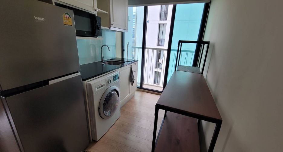 Wohnung zur Miete mit 2 Zimmer in Watthana, Bangkok