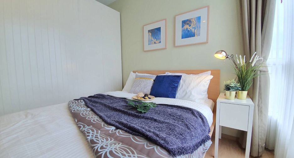 For rent 2 bedrooms condo in Watthana, Bangkok