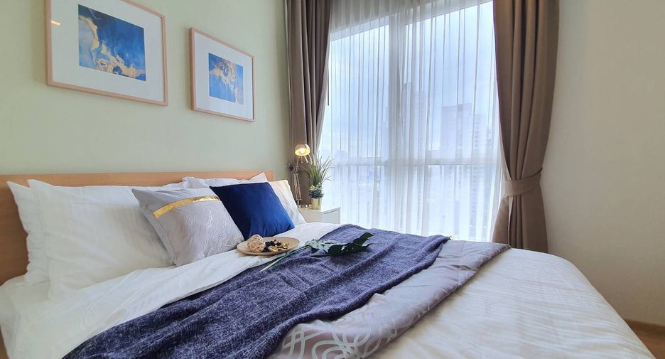 For rent 2 bedrooms condo in Watthana, Bangkok