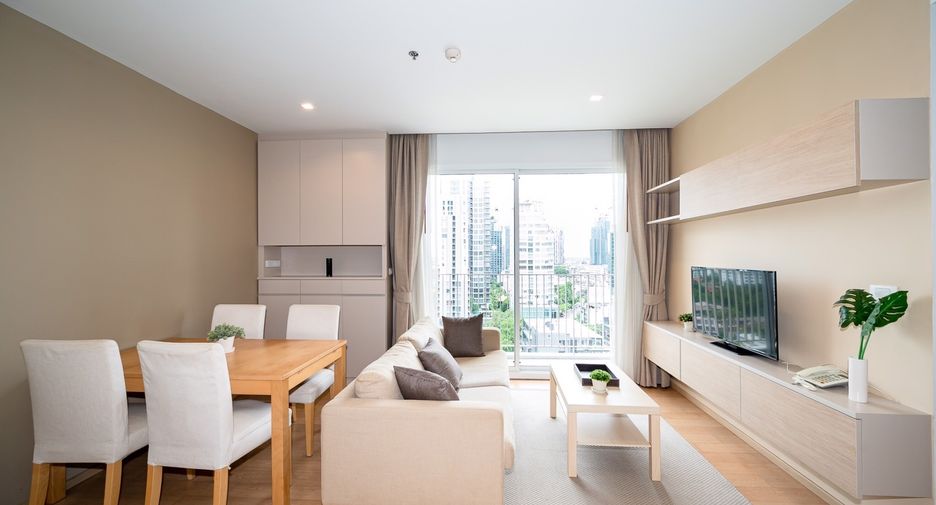For rent 2 bedrooms condo in Watthana, Bangkok