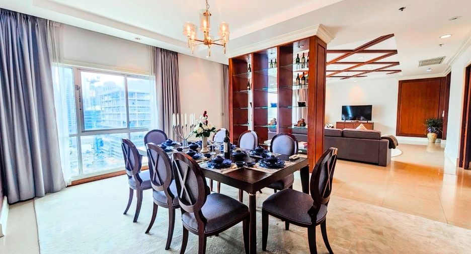 For rent 5 bedrooms condo in Pathum Wan, Bangkok