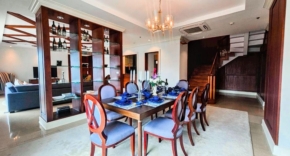 For rent 5 bedrooms condo in Pathum Wan, Bangkok
