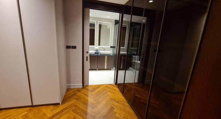 For rent and for sale 3 bedrooms condo in Watthana, Bangkok