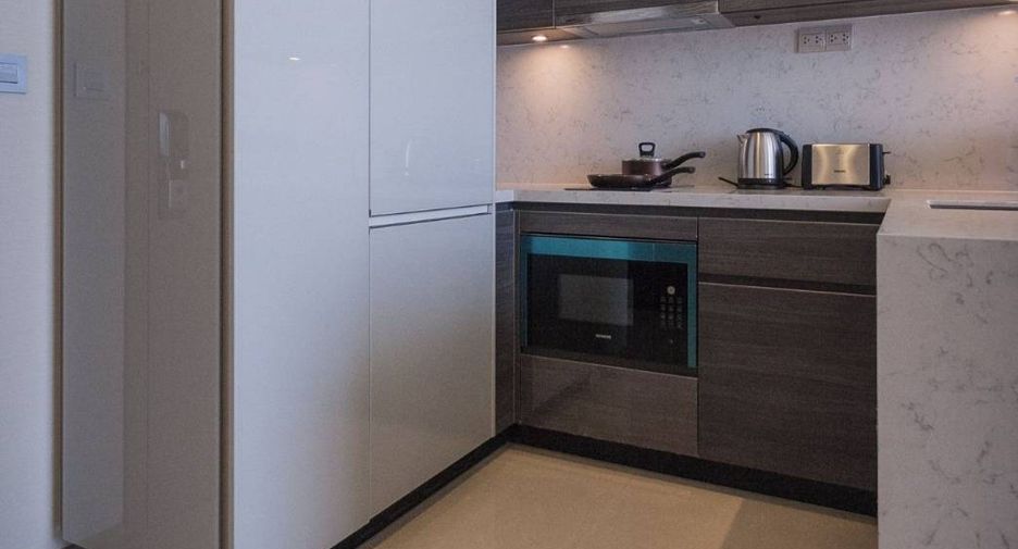 For rent and for sale 1 bed condo in Watthana, Bangkok