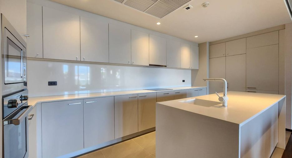 Wohnung zur Miete mit 2 Zimmer in Watthana, Bangkok