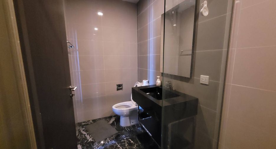 À louer 1 chambre condo à Khlong Toei, Bangkok