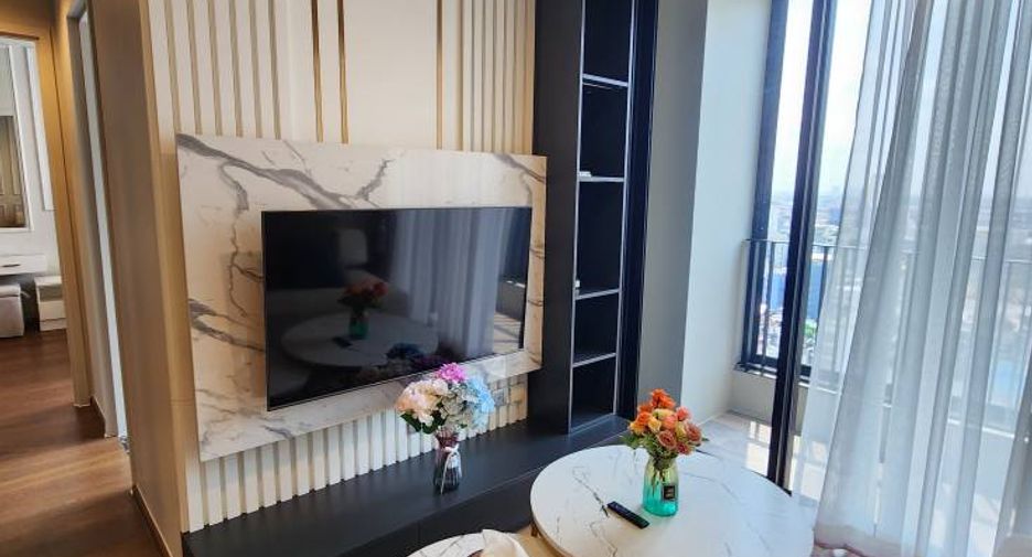 Condo en alquiler de 1 habitaciones en Khlong Toei, Bangkok