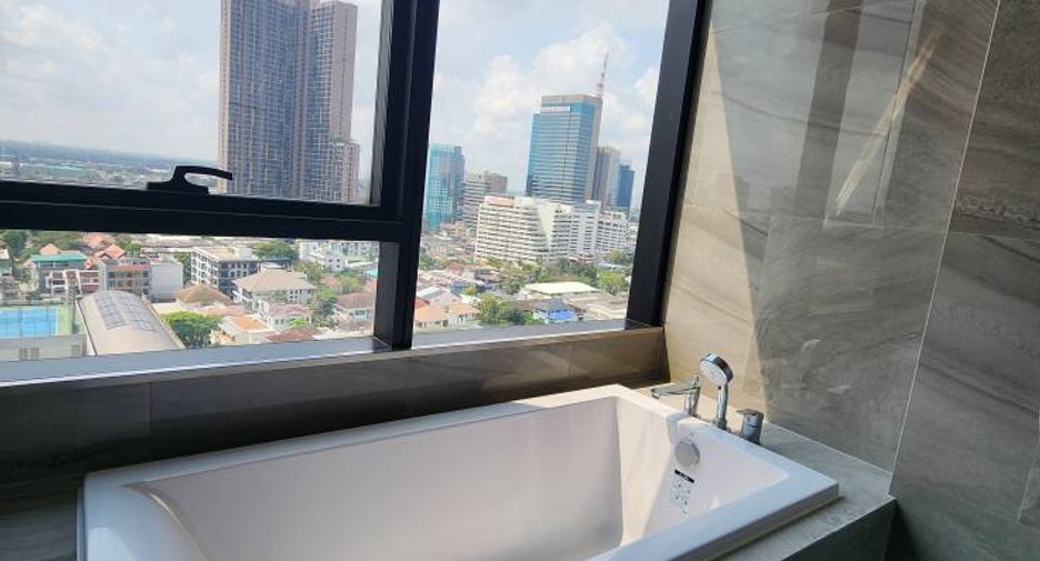 Condo en alquiler de 1 habitaciones en Khlong Toei, Bangkok