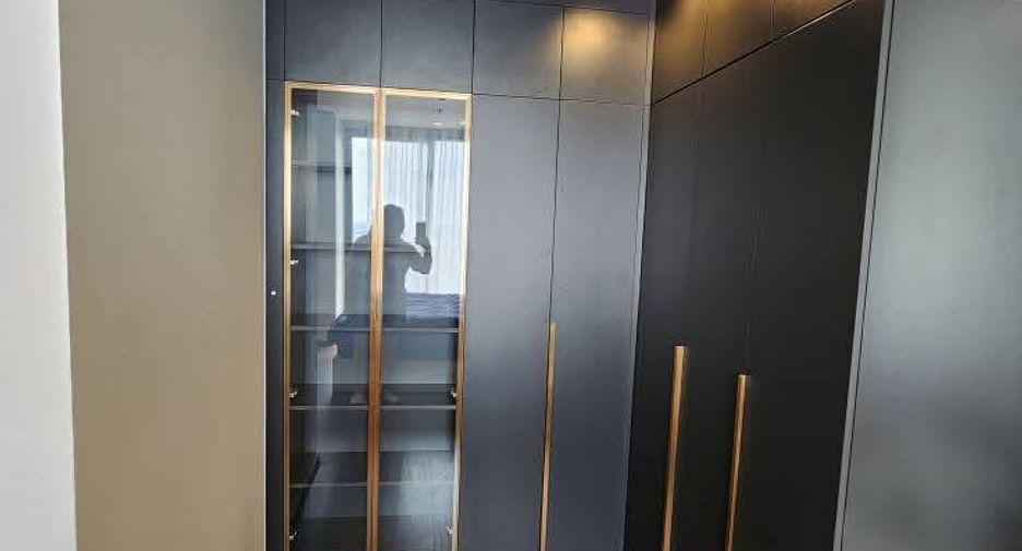 Condo en alquiler de 1 habitaciones en Khlong Toei, Bangkok