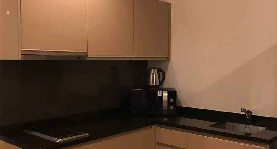 For rent and for sale 1 bed condo in Khlong Toei, Bangkok