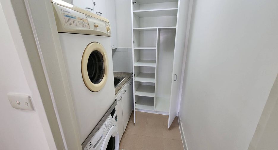 Аренда 3 спальни кондо в Сатхон, Бангкок