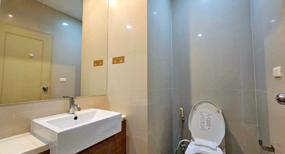 Wohnung zur Miete mit 2 Zimmer in Khlong Toei, Bangkok