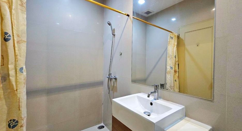 Wohnung zur Miete mit 2 Zimmer in Khlong Toei, Bangkok