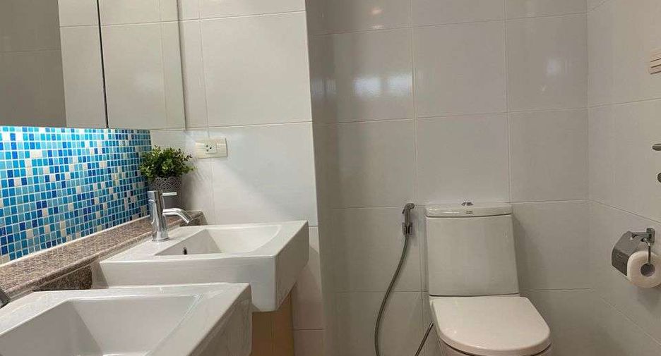 For rent and for sale 3 bedrooms condo in Phra Khanong, Bangkok