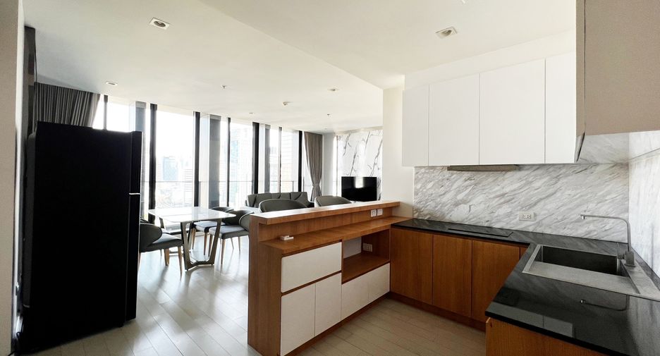 Wohnung zur Miete mit 3 Zimmer in Pathum Wan, Bangkok