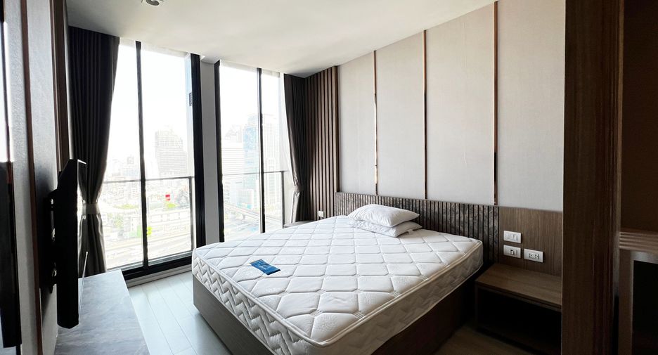 Wohnung zur Miete mit 3 Zimmer in Pathum Wan, Bangkok