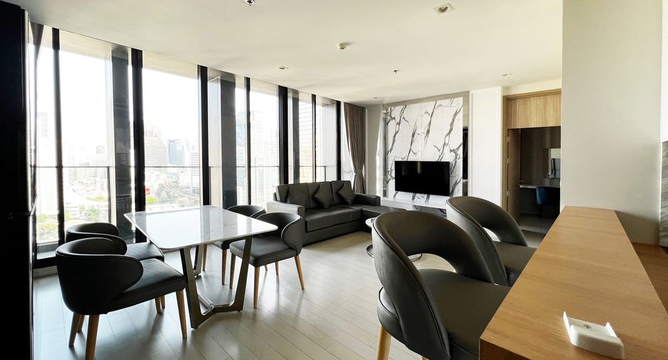 Wohnung zur Miete mit 3 Zimmer in Pathum Wan, Bangkok