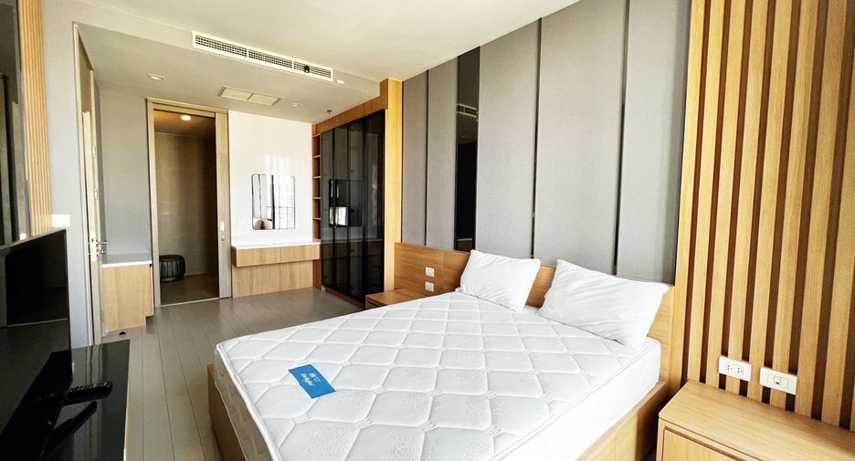 Wohnung zur Miete mit 3 Zimmer in Pathum Wan, Bangkok