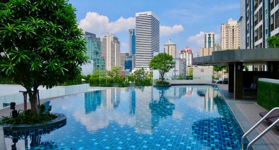 For rent 2 ベッドルーム condo in Watthana, Bangkok