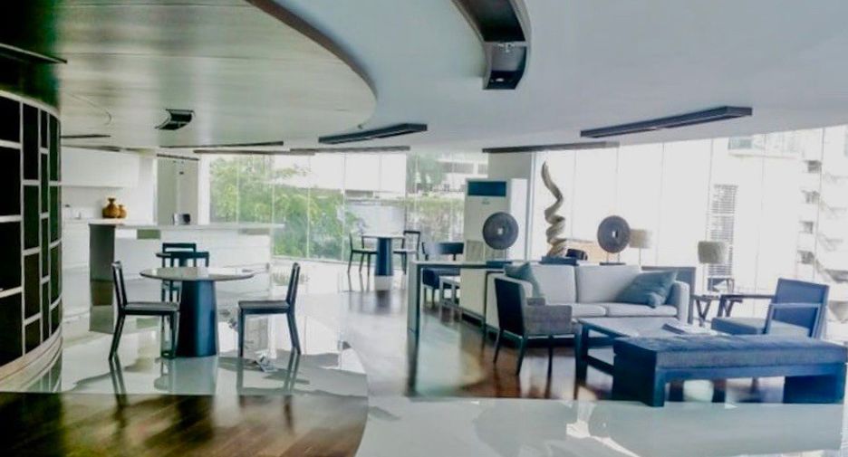 For rent 2 ベッドルーム condo in Watthana, Bangkok