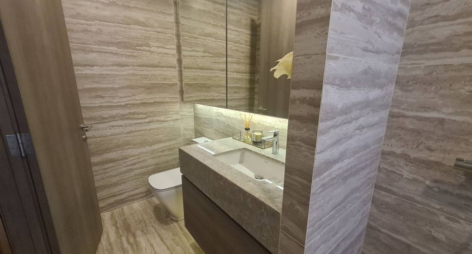 For rent 1 Beds condo in Khlong Toei, Bangkok