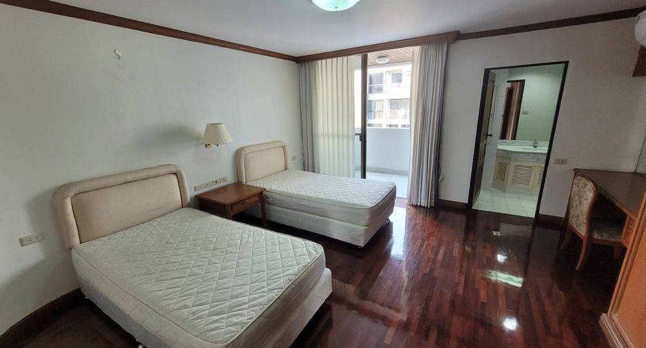 À louer 3 chambres condo à Watthana, Bangkok