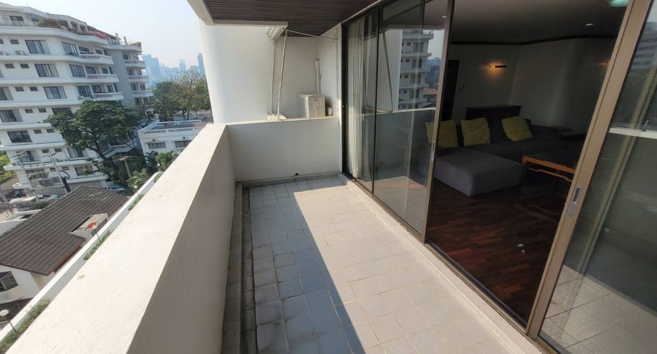À louer 3 chambres condo à Watthana, Bangkok