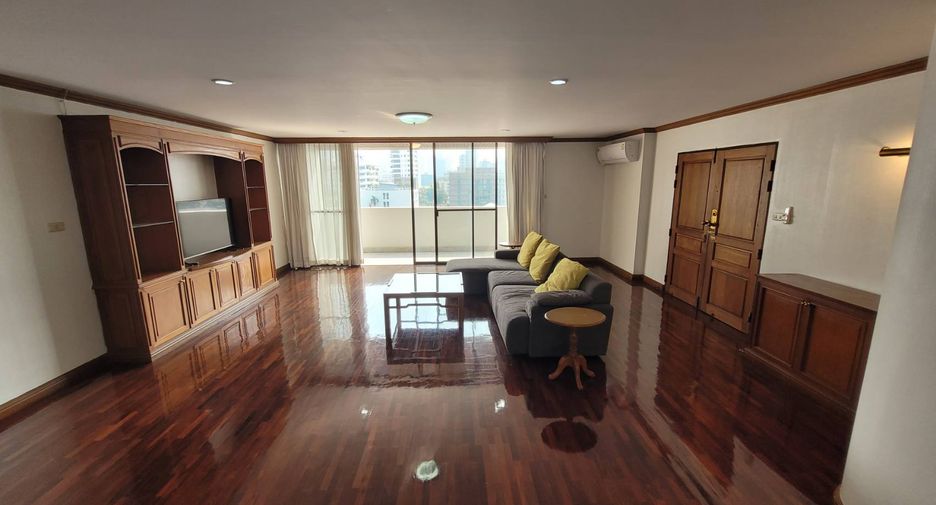 À louer 3 chambres condo à Watthana, Bangkok