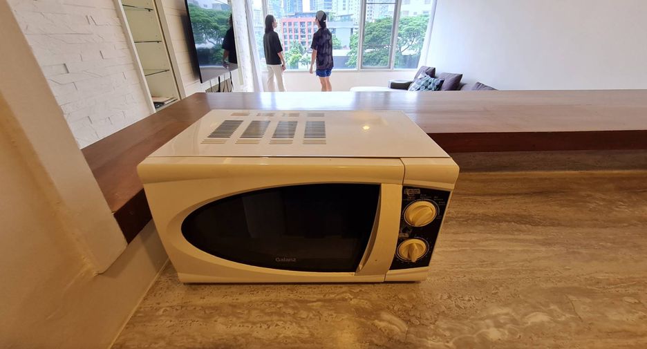 Wohnung zur Miete und zum Kauf mit 2 Zimmer in Watthana, Bangkok