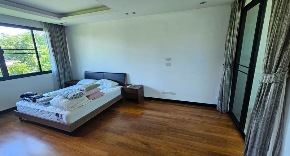 ให้เช่า 3 ห้องนอน บ้านเดี่ยว ใน คลองเตย, กรุงเทพฯ