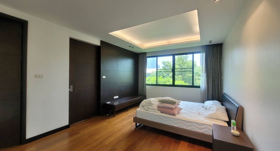 ให้เช่า 3 ห้องนอน บ้านเดี่ยว ใน คลองเตย, กรุงเทพฯ