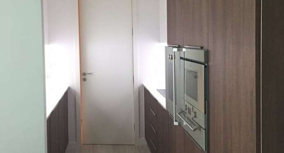 Wohnung zur Miete mit 2 Zimmer in Pathum Wan, Bangkok